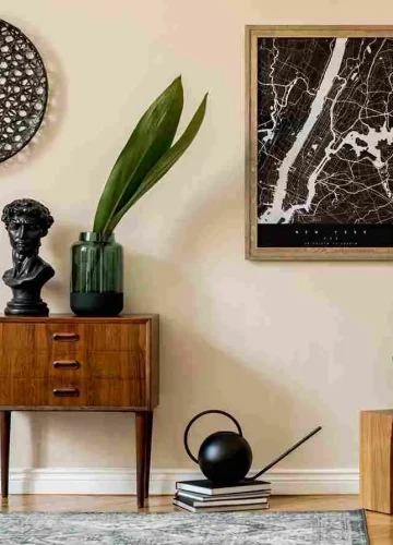 Interior decorator